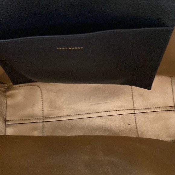 Tory Burch Black/Gold Perry Reversible Tote - Picture 16 of 16